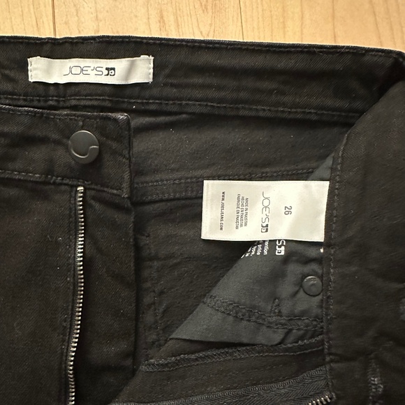 Like-New- Joe's Raw-Hem Black Flare Jeans (26) - Picture 4 of 9